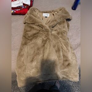 Universal Thread Tan Faux Fur Vest